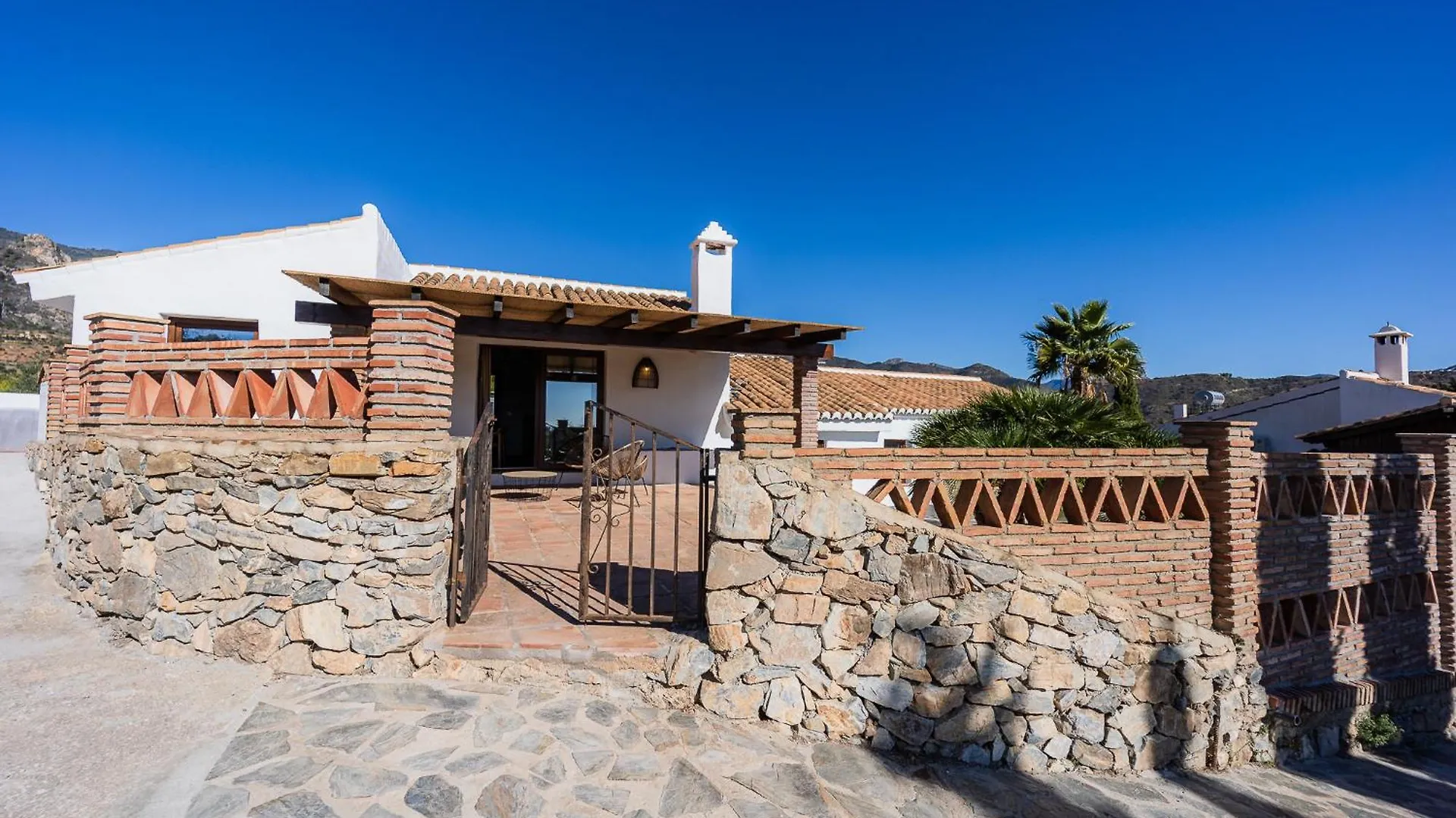 Rentitspain Complejo Rural Los Fandangos Lujo Y Confort Almunecar Villa