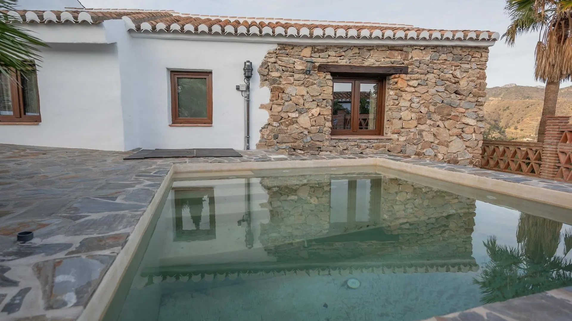 Rentitspain Complejo Rural Los Fandangos Lujo Y Confort Almunecar Villa